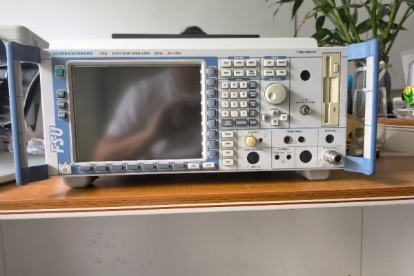 R&S FSU26频谱分析仪