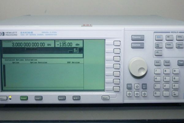 安捷伦E4436B信号发生器
