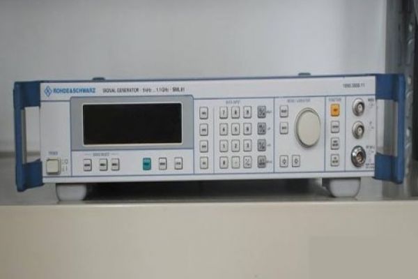 罗德与施瓦茨SML01