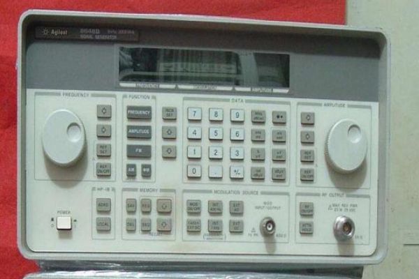 安捷伦8648D信号发生器