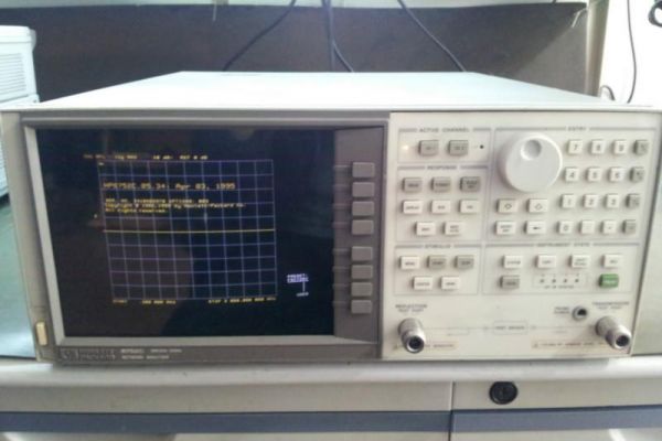 HP-8752C 射频网络分析仪
